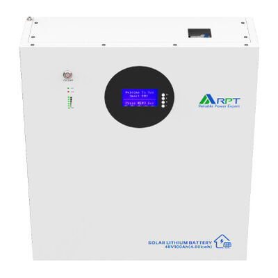 Un buen precio. 51.2V de tensión nominal de almacenamiento de energía residencial con una capacidad energética de 5,2 KWh y una potencia nominal de 1000 W en línea